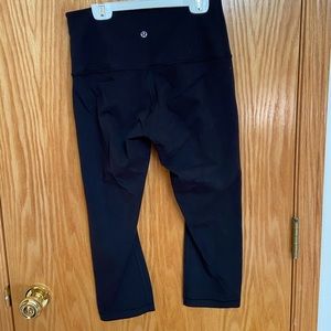 Lululemon wunder under crop leggings